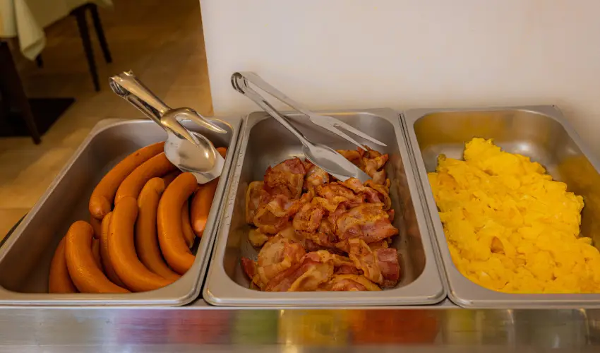 Bazilika alatti Panzi Esztergom - szi-tli feltltds teljes elltssal a Bazilika szomszdsgban (min. 2 j)