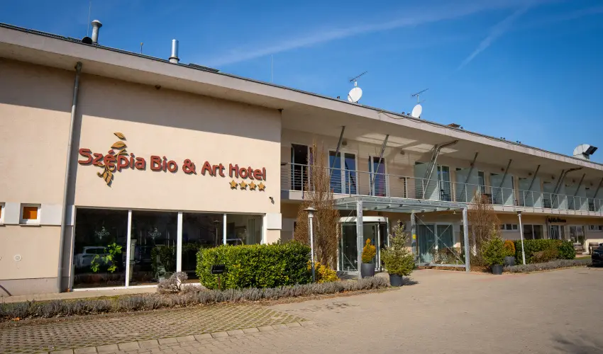 Sz�pia Bio & Art Hotel Zs�mb�k - Kedvezm�nyes kikapcsol�d�s Zs�mb�kon (min. 2 �j)