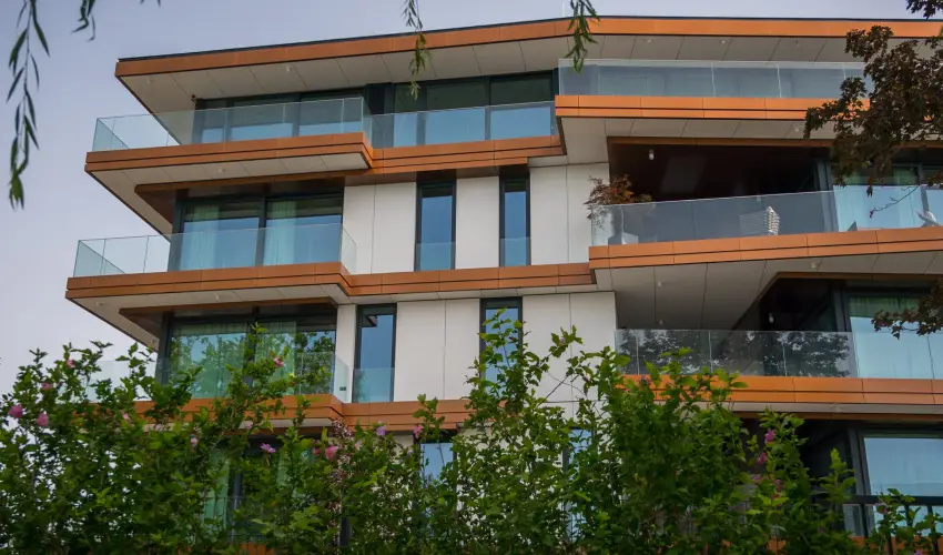 BJ81 Suite Hotel Sifok - Kedvezmnyes r csaldok rszreak reggelivel (1 jtl)