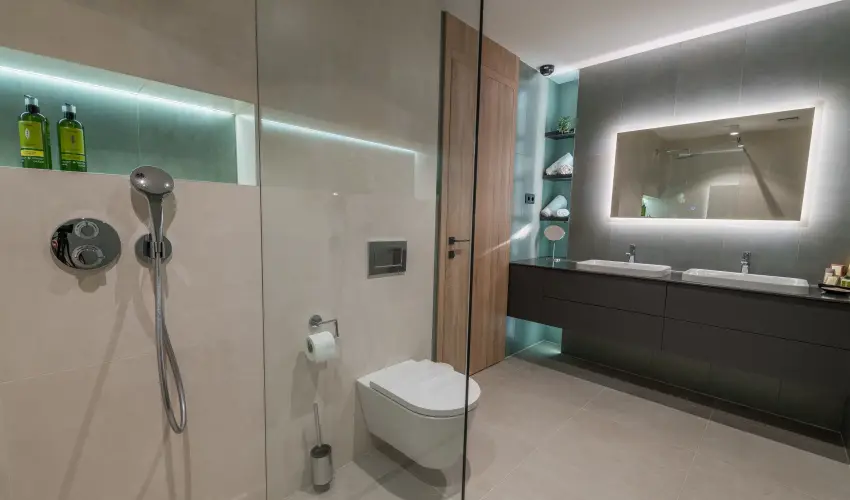 BJ81 Suite Hotel Sifok - Kedvezmnyes r csaldok rszreak reggelivel (1 jtl)