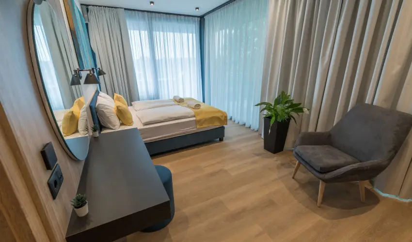 BJ81 Suite Hotel Sifok - Kedvezmnyes r csaldok rszreak reggelivel (1 jtl)