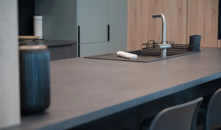 BJ81 Suite Hotel Sifok - Kedvezmnyes r csaldok rszreak reggelivel (1 jtl)