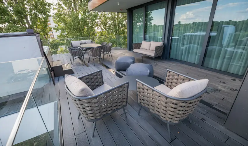 BJ81 Suite Hotel Sifok - Kedvezmnyes r csaldok rszreak reggelivel (1 jtl)