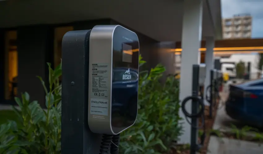 BJ81 Suite Hotel Sifok - Kedvezmnyes r csaldok rszreak reggelivel (1 jtl)