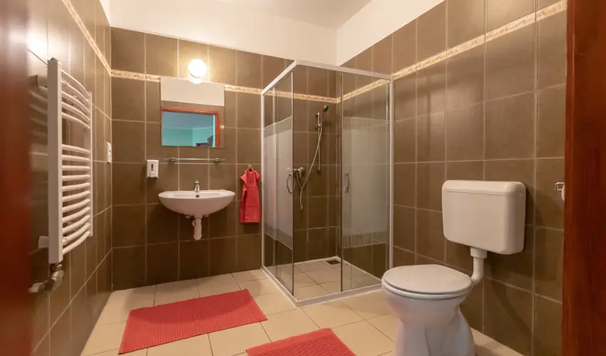 Boni Csaldi Wellness Hotel Zalakaros - Kedvezmnyes r csaldok rszreak flpanzis elltssal (1 jtl)