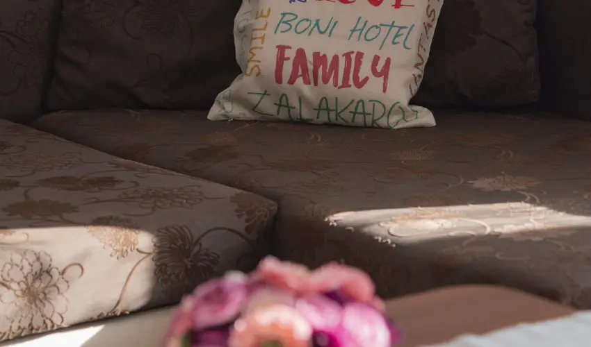 Boni Csaldi Wellness Hotel Zalakaros - Kedvezmnyes r csaldok rszreak flpanzis elltssal (1 jtl)