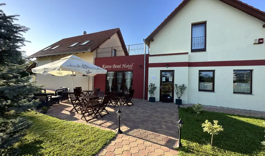 Boni Csaldi Wellness Hotel Zalakaros - Kedvezmnyes r csaldok rszreak flpanzis elltssal (1 jtl)