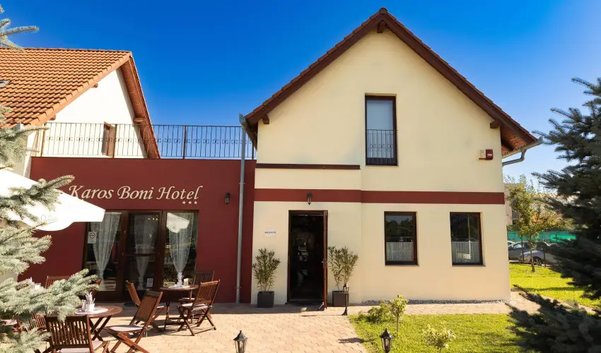 Boni Csaldi Wellness Hotel Zalakaros - Kedvezmnyes r csaldok rszreak flpanzis elltssal (1 jtl)