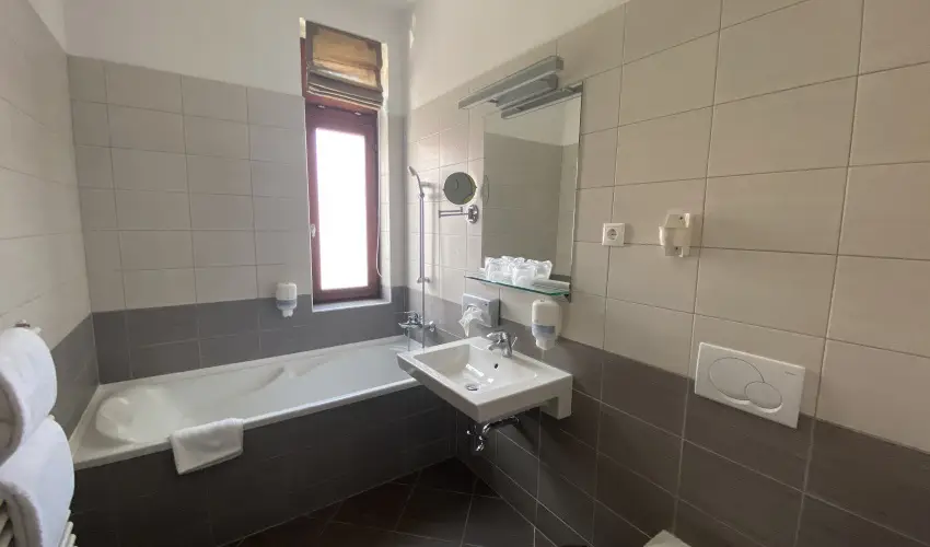 Boutique Hotel Sopianae Pcs - Kedvezmnyes r csaldok rszreak reggelis elltssal (1 jtl)