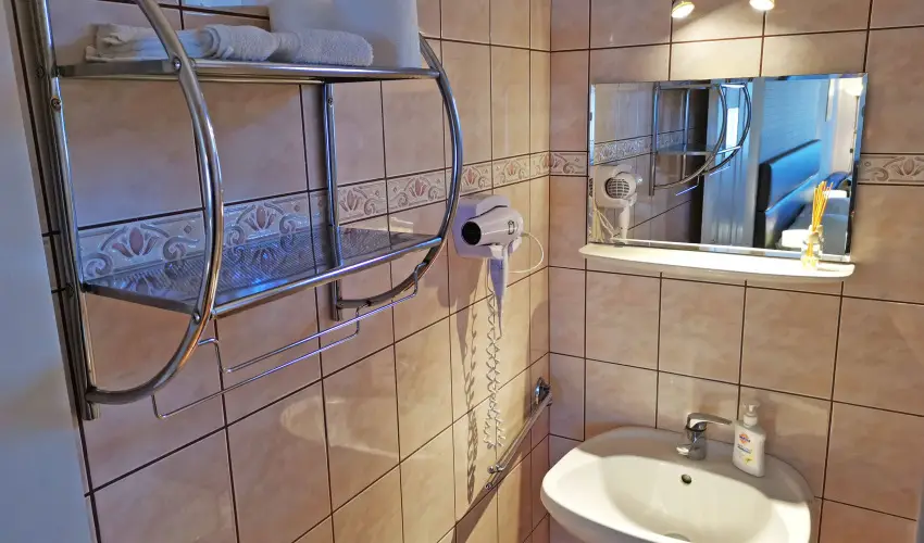 Brigitte Apartman B�k, B�kf�rd� - Kedvezm�nyes �r csal�dok r�sz�reak (1 �jt�l)