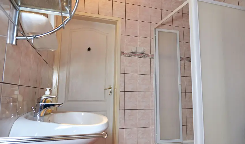 Brigitte Apartman B�k, B�kf�rd� - Kedvezm�nyes �r csal�dok r�sz�reak (1 �jt�l)