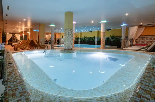 Calimbra Konferencia & Wellness Hotel - ALL INCLUSIVE Luxus Pihen�s Miskolctapolc�n (min. 2 �j)