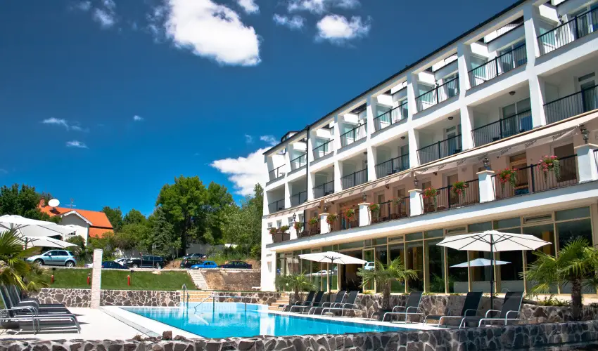 Calimbra Konferencia & Wellness Hotel Miskolctapolca - ALL INCLUSIVE Luxus Pihen�s Miskolctapolc�n (min. 2 �j)