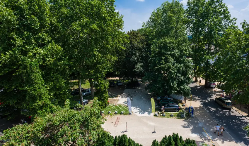 CE Napf�ny Hotel  Si�fok - Napf�nyes balatoni pihen�s (1 �jt�l)