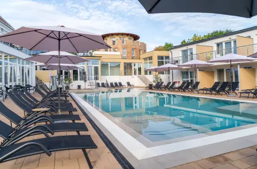 CE Plaza Hotel - Wellness Vasrnap - 1 jszaks vasrnapi kiruccans