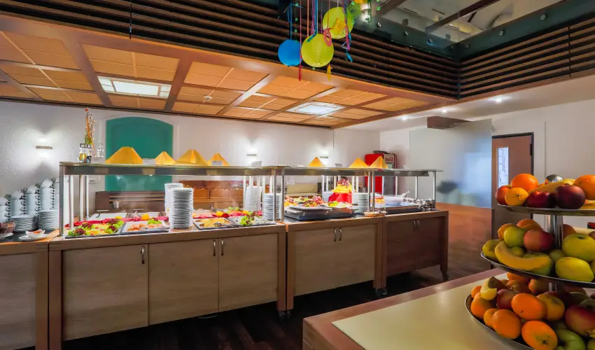 CE Plaza Hotel Sifok - Tk j csaldi kaland & varzslatos Halloween htvge (min. 2 j)