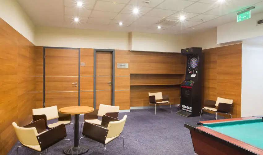 CE Plaza Hotel Sifok - Tk j csaldi kaland & varzslatos Halloween htvge (min. 2 j)