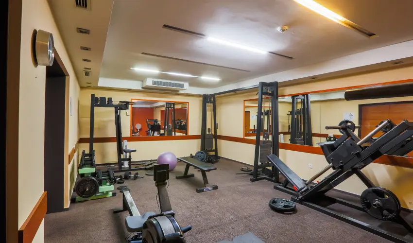 CE Plaza Hotel Sifok - Tk j csaldi kaland & varzslatos Halloween htvge (min. 2 j)