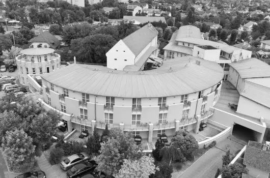 CE Plaza Hotel, Sifok