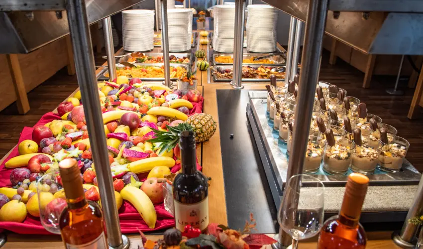 CE Plaza Hotel Sifok - Tk j csaldi kaland & varzslatos Halloween htvge (min. 2 j)