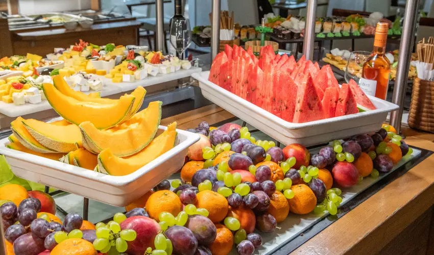 CE Plaza Hotel Sifok - Tk j csaldi kaland & varzslatos Halloween htvge (min. 2 j)