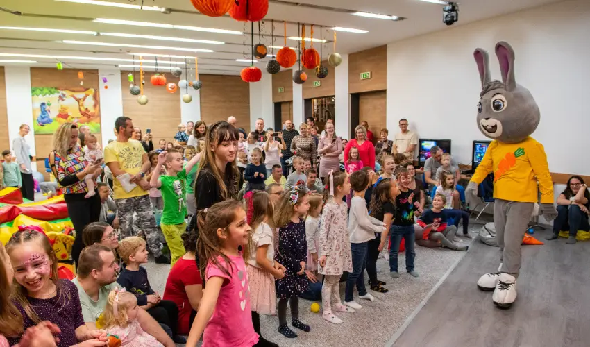 CE Plaza Hotel Sifok - Tk j csaldi kaland & varzslatos Halloween htvge (min. 2 j)