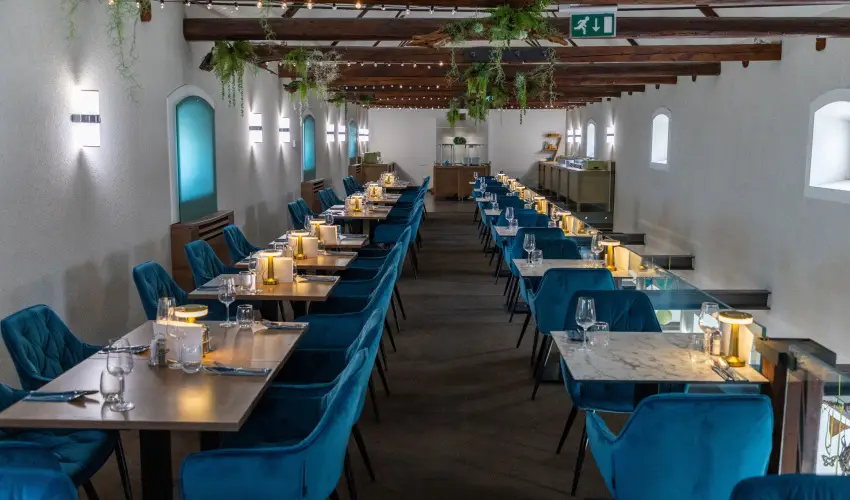 CE Plaza Hotel Sifok - Tk j csaldi kaland & varzslatos Halloween htvge (min. 2 j)