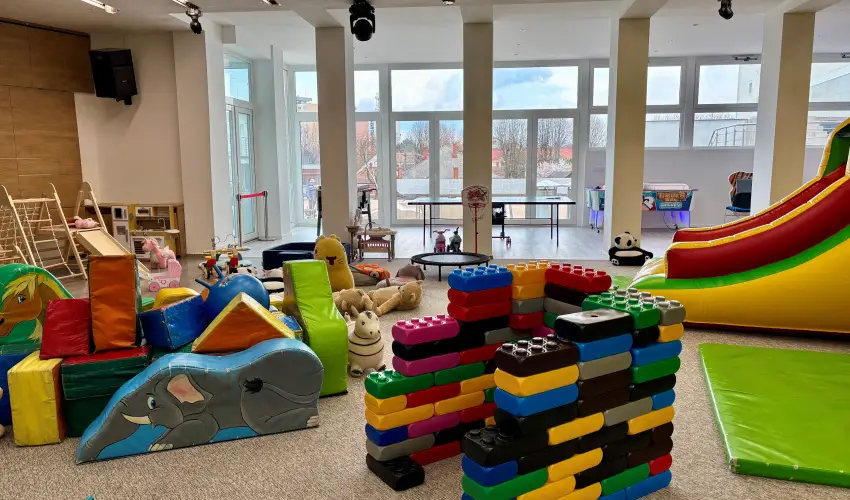 CE Plaza Hotel Sifok - Tk j csaldi kaland & varzslatos Halloween htvge (min. 2 j)