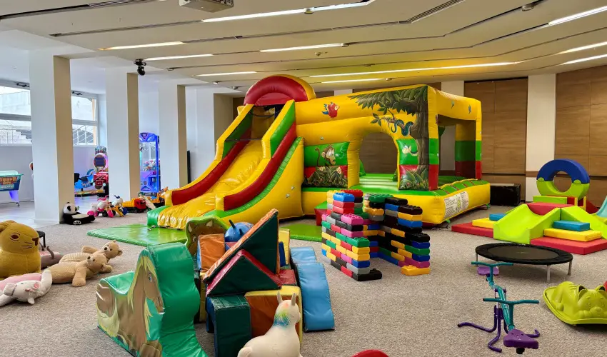 CE Plaza Hotel Sifok - Tk j csaldi kaland & varzslatos Halloween htvge (min. 2 j)