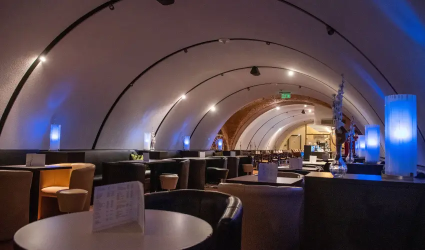 CE Plaza Hotel Sifok - Tk j csaldi kaland & varzslatos Halloween htvge (min. 2 j)