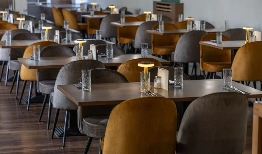 CE Plaza Hotel Sifok - Tk j csaldi kaland & varzslatos Halloween htvge (min. 2 j)