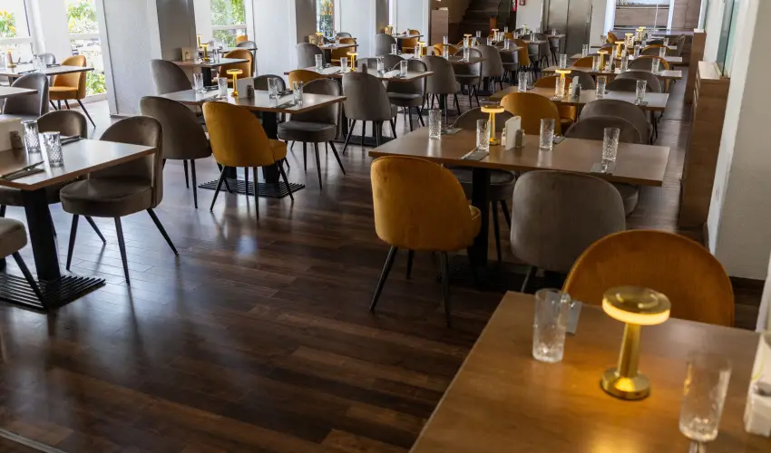 CE Plaza Hotel Sifok - Tk j csaldi kaland & varzslatos Halloween htvge (min. 2 j)