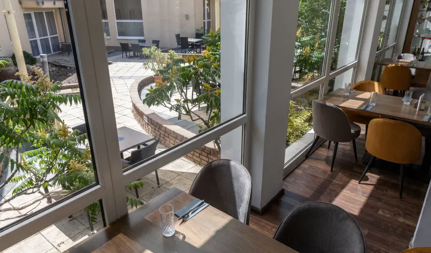 CE Plaza Hotel Sifok - Tk j csaldi kaland & varzslatos Halloween htvge (min. 2 j)