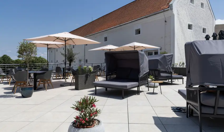 CE Plaza Hotel Sifok - Tk j csaldi kaland & varzslatos Halloween htvge (min. 2 j)