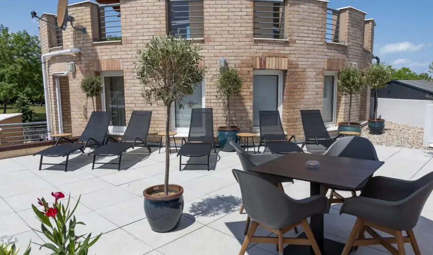 CE Plaza Hotel Sifok - Tk j csaldi kaland & varzslatos Halloween htvge (min. 2 j)