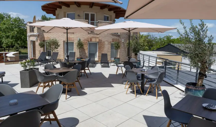 CE Plaza Hotel Sifok - Tk j csaldi kaland & varzslatos Halloween htvge (min. 2 j)