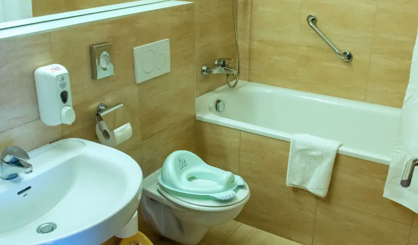 CE Plaza Hotel Sifok - Tk j csaldi kaland & varzslatos Halloween htvge (min. 2 j)