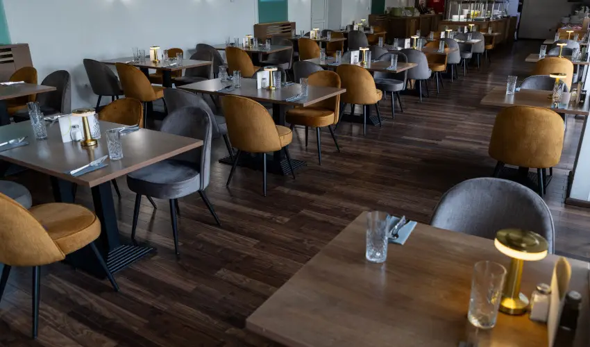 CE Plaza Hotel Sifok - Tk j csaldi kaland & varzslatos Halloween htvge (min. 2 j)