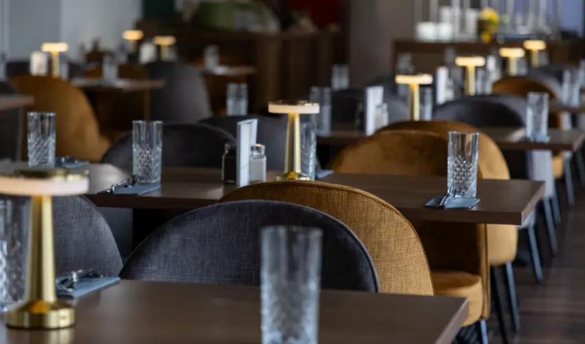 CE Plaza Hotel Sifok - Tk j csaldi kaland & varzslatos Halloween htvge (min. 2 j)