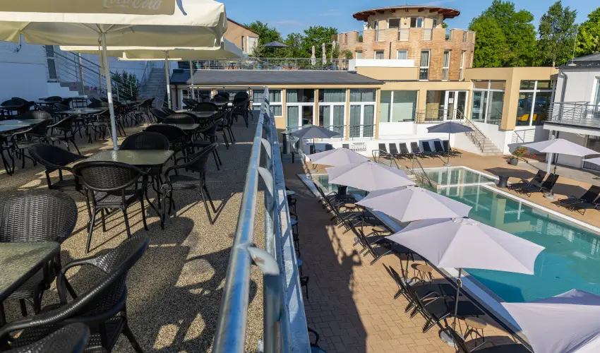 CE Plaza Hotel Sifok - Tk j csaldi kaland & varzslatos Halloween htvge (min. 2 j)