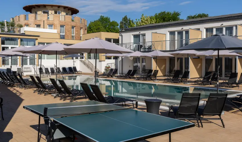 CE Plaza Hotel Sifok - Tk j csaldi kaland & varzslatos Halloween htvge (min. 2 j)