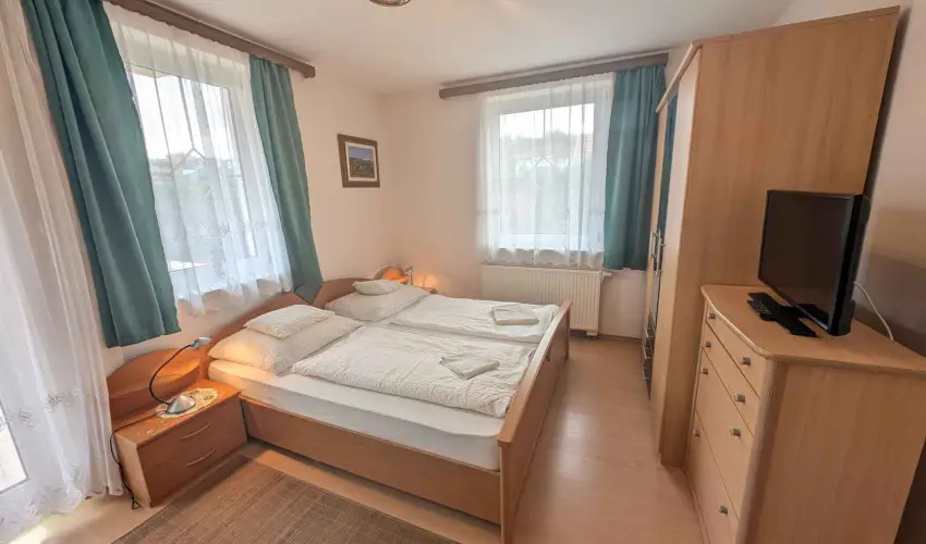 Cdrus Apartman Zalakaros - Kedvezmnyes r csaldok rszreak (1 jtl)