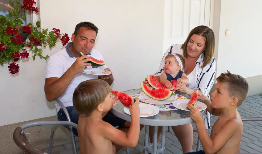 Cegldfrd Apartmanpark s Kemping Cegld - Kikapcsolds Ceglden - csszdapark-, s frdbelpvel (min. 2 j)