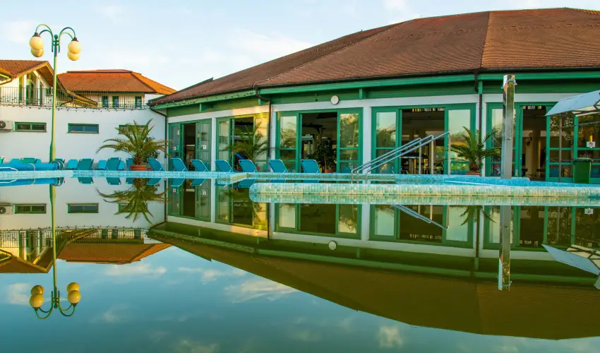 Cegldfrd Apartmanpark s Kemping Cegld - Kikapcsolds Ceglden - csszdapark-, s frdbelpvel (min. 2 j)