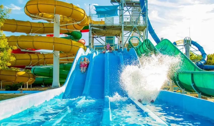 Cegldfrd Apartmanpark s Kemping Cegld - Kikapcsolds Ceglden - csszdapark-, s frdbelpvel (min. 2 j)