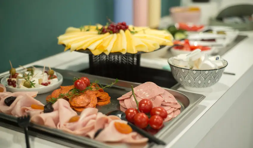 Hotel Civitas Sopron - Kedvezm�nyes �r csal�dok r�sz�re reggelivel