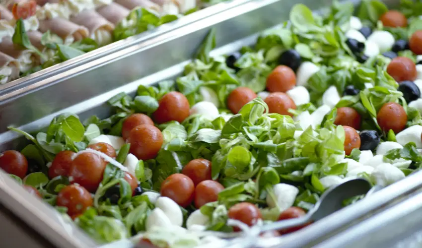 Club Tihany Hotel Tihany - Kedvezmnyes r csaldok rszreak flpanzis elltssal - teljes elrefizetssel (1 jtl)