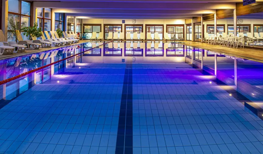 Club Tihany Hotel Tihany - Kedvezmnyes r csaldok rszreak flpanzis elltssal - teljes elrefizetssel (1 jtl)