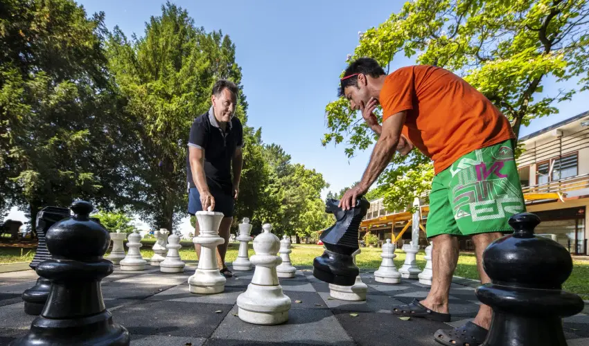 Club Tihany Hotel Tihany - Kedvezmnyes r csaldok rszreak flpanzis elltssal - teljes elrefizetssel (1 jtl)