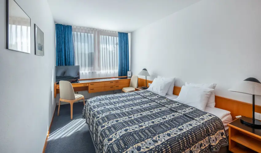 Club Tihany Hotel Tihany - Kedvezmnyes r csaldok rszreak flpanzis elltssal - teljes elrefizetssel (1 jtl)